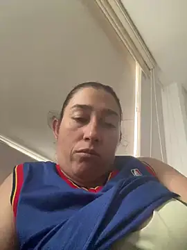 andreaisis2 online show from March 17, 9:34 pm