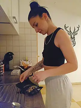 U prolazu online show from March 29, 9:04 pm