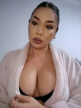 Snapshot of Ella_sweety chatting on October 10, 7:57 pm Ella sweety online show from October 10, 7:57 pm