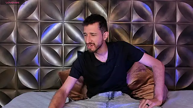 sam bisex online show from March 26, 3:45 am