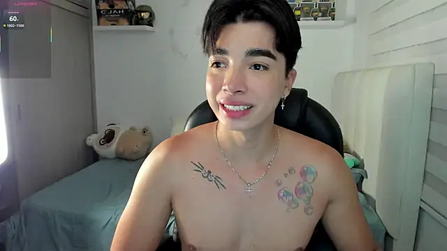 santy7v7 online show from January 13, 1:38 pm