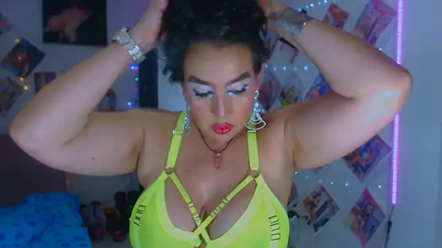 Snapshot of sweet_vanessa_22 chatting on September 14, 3:38 am sweet vanessa 22 online show from September 14, 3:38 am