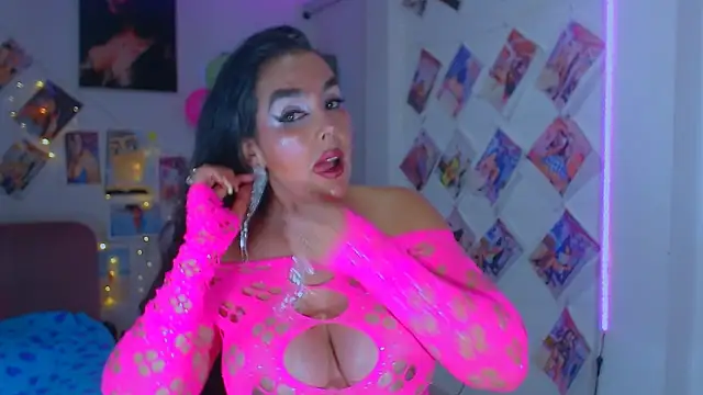 sweet vanessa 22 online show from December 5, 4:43 am