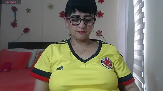 Snapshot of ISABEEL_SOFIA01 chatting on March 20, 3:36 pm ISABEEL SOFIA01 online show from March 20, 3:36 pm