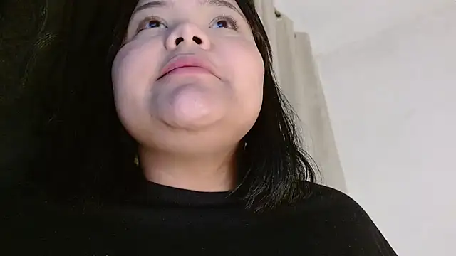 Snapshot of sexychubby___ chatting on January 13, 1:02 am sexychubby    online show from January 13, 1:02 am