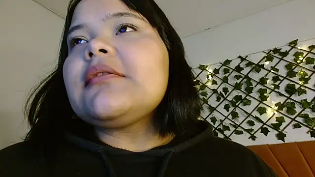 Snapshot of sexychubby___ chatting on February 28, 9:55 pm sexychubby    online show from February 28, 9:55 pm