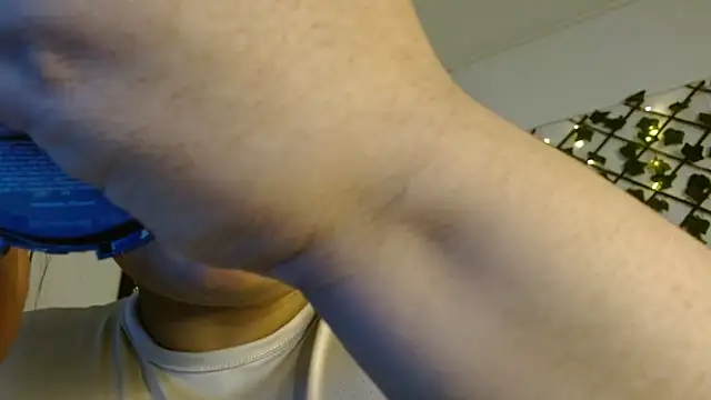 Snapshot of sexychubby___ chatting on March 11, 2:43 am sexychubby    online show from March 11, 2:43 am