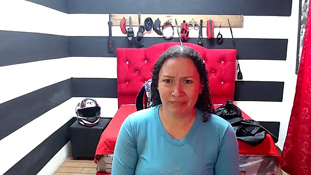 Snapshot of ADELHEY_RAN chatting on January 8, 1:09 pm ADELHEY RAN online show from January 8, 1:09 pm