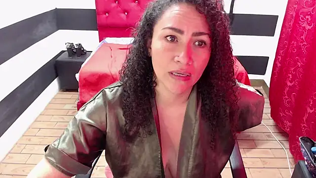 Snapshot of ADELHEY_RAN chatting on January 21, 6:55 pm ADELHEY RAN online show from January 21, 6:55 pm