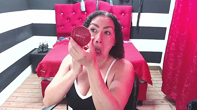 Snapshot of ADELHEY_RAN chatting on January 25, 1:19 pm ADELHEY RAN online show from January 25, 1:19 pm