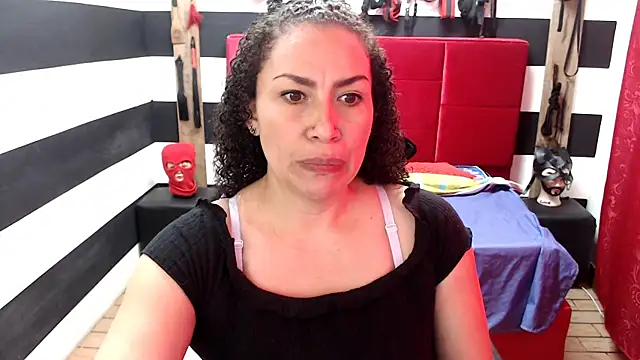 Snapshot of ADELHEY_RAN chatting on March 18, 12:58 pm ADELHEY RAN online show from March 18, 12:58 pm