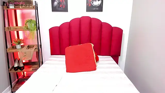 Ashleyyrobert online show from January 2, 11:16 pm