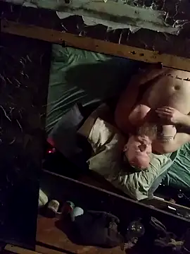 Snapshot of Kevinmc1d chatting on October 11, 8:35 am Kevinmc1d online show from October 11, 8:35 am