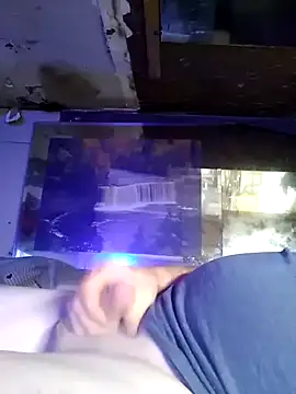 Snapshot of Kevinmc1d chatting on October 16, 6:36 am Kevinmc1d online show from October 16, 6:36 am