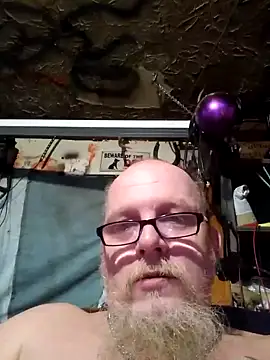 Snapshot of Kevinmc1d chatting on October 18, 3:57 pm Kevinmc1d online show from October 18, 3:57 pm