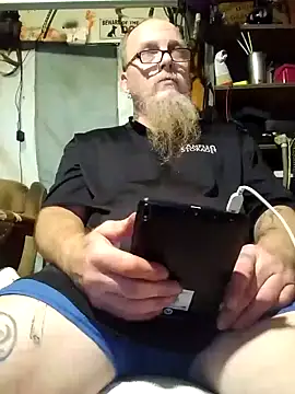 Snapshot of Kevinmc1d chatting on October 22, 6:57 am Kevinmc1d online show from October 22, 6:57 am