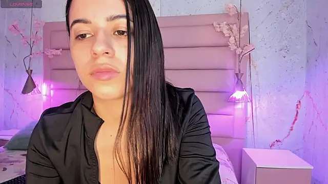 Snapshot of IvySanders1 chatting on November 12, 1:22 pm IvySanders1 online show from November 12, 1:22 pm