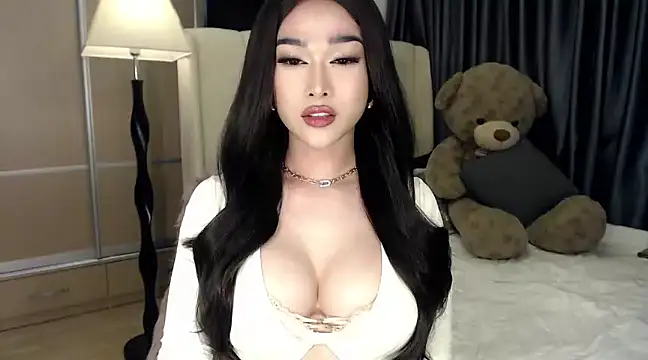 KeenMazikeen69 online show from December 11, 3:45 am