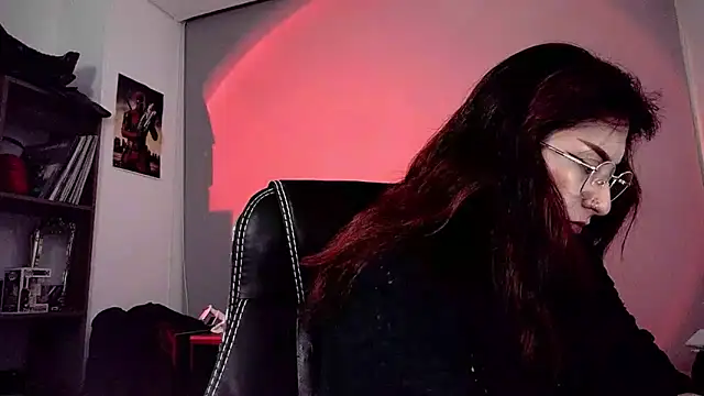 Scarlett Sen online show from November 7, 1:00 pm