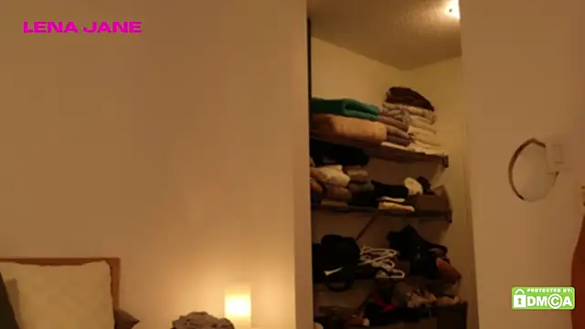 Snapshot of Lenajane__xx chatting on March 3, 2:58 am Lenajane xx online show from March 3, 2:58 am