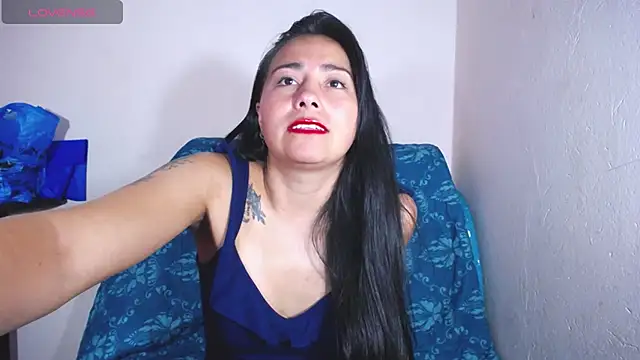 Snapshot of hanna_girl21 chatting on January 30, 7:37 pm hanna girl21 online show from January 30, 7:37 pm