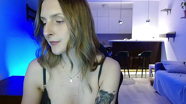 Snapshot of illusorycat chatting on October 10, 7:46 pm illusorycat online show from October 10, 7:46 pm