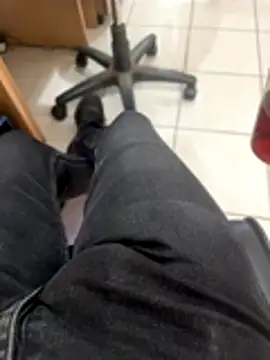 Snapshot of MAHKE12 chatting on October 10, 9:30 am MAHKE12 online show from October 10, 9:30 am