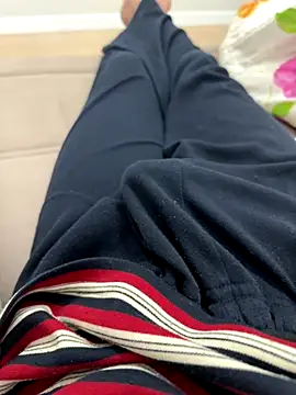 Snapshot of MAHKE12 chatting on October 22, 9:14 pm MAHKE12 online show from October 22, 9:14 pm