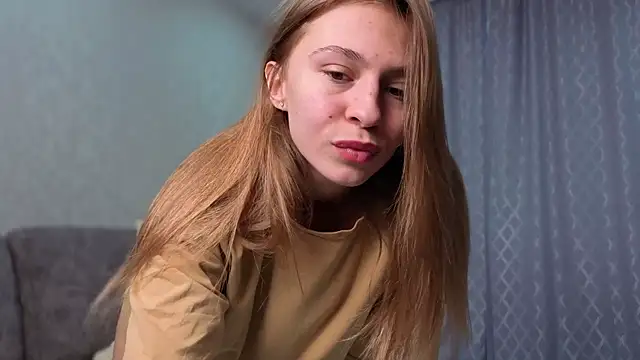 LovelyKatea online show from November 2, 8:06 am