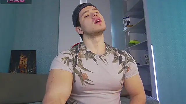 Snapshot of Arilas_ chatting on March 23, 7:20 am Arilas online show from March 23, 7:20 am