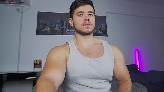 Snapshot of Arilas_ chatting on November 8, 7:19 am Arilas online show from November 8, 7:19 am