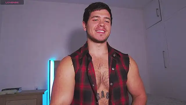 Arilas  online show from March 12, 8:20 am