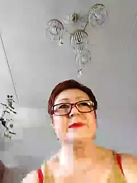 Snapshot of Fire_Night chatting on February 5, 9:46 am Fire Night online show from February 5, 9:46 am