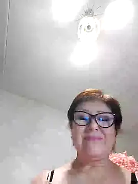 Snapshot of Fire_Night chatting on March 18, 2:26 pm Fire Night online show from March 18, 2:26 pm