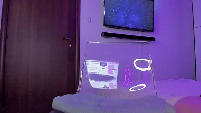 Snapshot of Bri4anna chatting on February 3, 10:03 am Bri4anna online show from February 3, 10:03 am