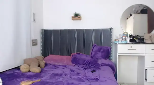 camila felin online show from December 2, 10:07 am