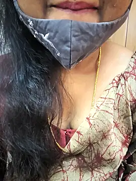 Snapshot of sexynayan23 chatting on October 31, 5:19 am sexynayan23 online show from October 31, 5:19 am