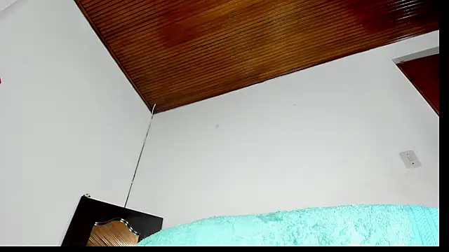 Snapshot of emely_exotic chatting on February 9, 11:25 am emely exotic online show from February 9, 11:25 am