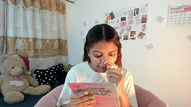 ValienteGirl  online show from January 18, 3:09 am