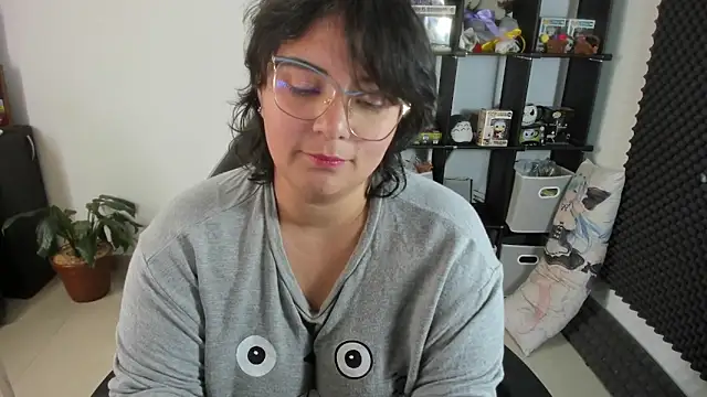 Snapshot of aika-dreams chatting on February 6, 4:25 pm aika-dreams online show from February 6, 4:25 pm