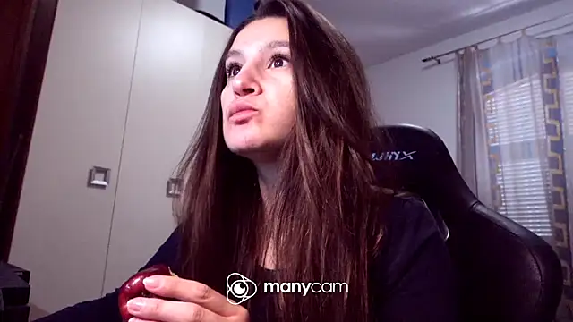 Snapshot of GodlyTheia chatting on January 13, 12:24 pm GodlyTheia online show from January 13, 12:24 pm