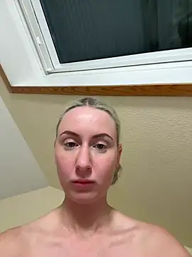 CutieEmy online show from March 13, 6:01 pm