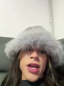 Snapshot of stormytt_ chatting on December 28, 12:36 am stormytt online show from December 28, 12:36 am