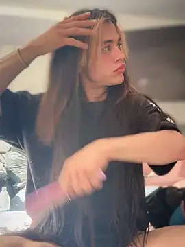 Snapshot of stormytt_ chatting on January 14, 7:53 pm stormytt online show from January 14, 7:53 pm