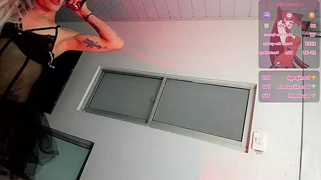 Snapshot of stormytt_ chatting on January 28, 5:43 am stormytt online show from January 28, 5:43 am