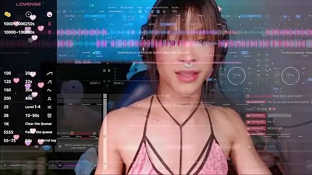 Snapshot of stormytt_ chatting on March 20, 3:04 pm stormytt online show from March 20, 3:04 pm