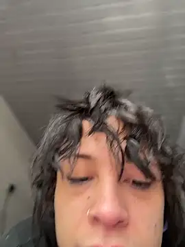 Snapshot of stormytt_ chatting on October 7, 6:16 pm stormytt online show from October 7, 6:16 pm