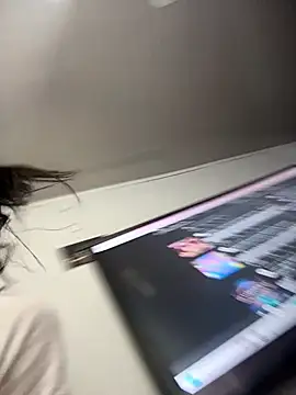 Snapshot of stormytt_ chatting on November 19, 6:46 am stormytt online show from November 19, 6:46 am