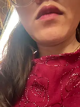 Snapshot of HinaLovely chatting on January 29, 4:47 am HinaLovely online show from January 29, 4:47 am