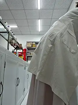 Snapshot of HinaLovely chatting on February 9, 9:19 pm HinaLovely online show from February 9, 9:19 pm